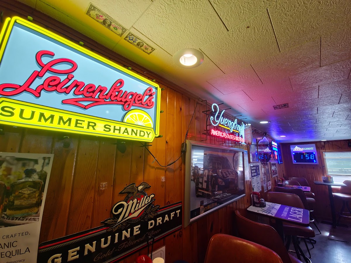 Turkey Lake Restaurant & Tavern